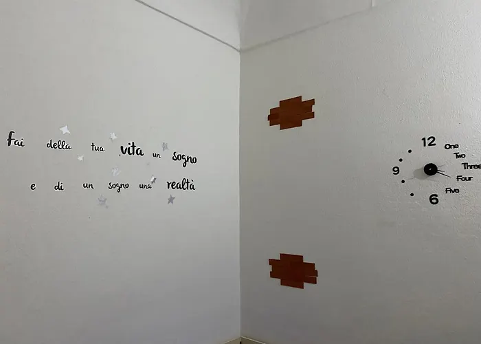 Holiday House Casa Indipendente In Centro Storico Apartamento Vasto